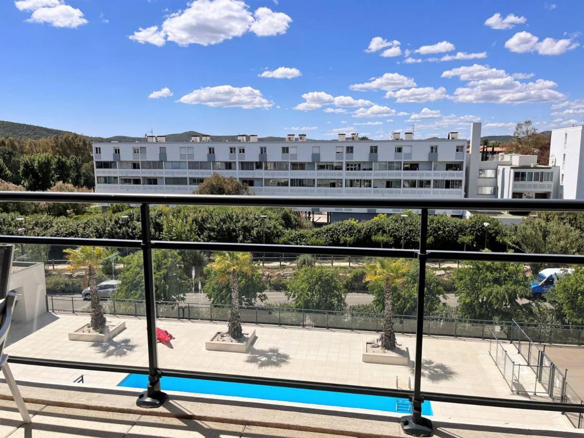 Charmant T2 Climatise Avec Grande Terrasse, Piscine Et Parking Privatif, Proche Plage Et Commerces. - Fr-1-251-441 Le Lavandou Exterior photo